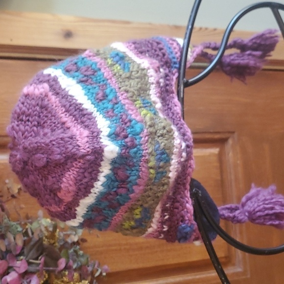 Fur Headwear Multicolored Wool Knit Earflaps with Tassels Hat - Picture 3 of 9